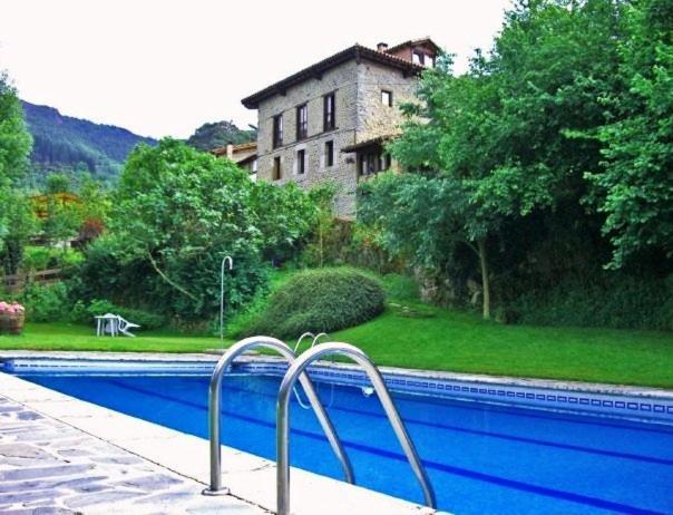 Albergue Turistico Valdebaro Camaleno Luaran gambar
